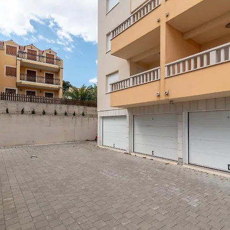 Mavarstica Bay View With Garage Apartament Trogir
