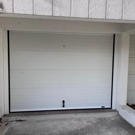 Mavarstica Bay View With Garage *